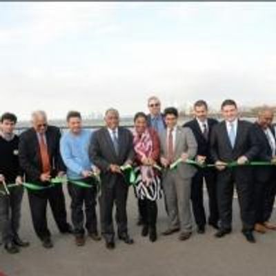 Photo Flash: NYC Parks Cuts Ribbon on New Bush Terminal Piers Park