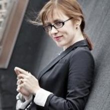 Folk Singer Suzanne Vega to Play Teatro at Montecasino, 3 Nov.