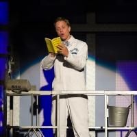 BWW Reviews: Marvelous Production of HOW TO SUCCEED IN BUSINESS WITHOUT REALLY…