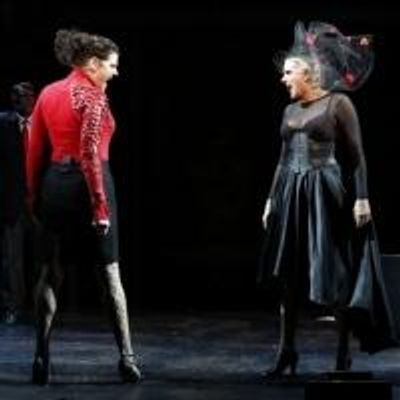Photo Flash: First Look at Cady Huffman, Kate Shindle and More in 'REVOLUTION IN THE ELBOW' at Minetta Lane