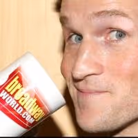 WAKE UP with BWW 2/20/2015 - PLACEBO, HOME STREET HOME at Z Space and More!