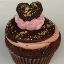 FIRST DATE at the Royal George Cabaret to Offer Patrons Free Cupcakes, 2/13