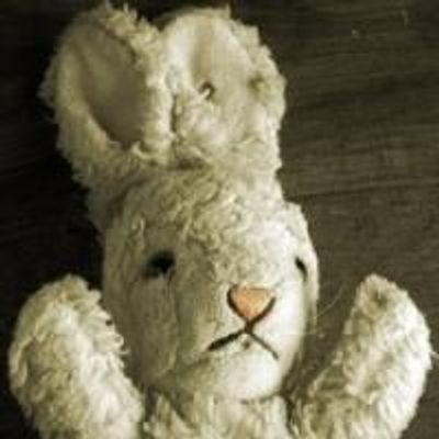 EDINBURGH 2014 - BWW Reviews: WHITE RABBIT RED RABBIT, Assembly George Square Studios, August 2 2014