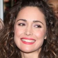 Rose Byrne in Talks to Join Jamie Foxx and Cameron Diaz in ANNIE Remake