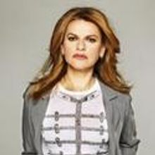Sandra Bernhard Performs at The Colonial Theatre, 10/20