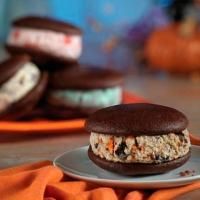 Baskin-Robbins Introduces Ice Cream Whoopie Pies