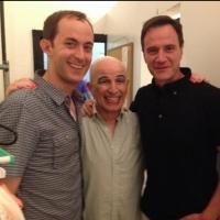 Photo Flash: WHITE COLLAR's Tim DeKay Visits DROP DEAD PERFECT Off-Broadway
