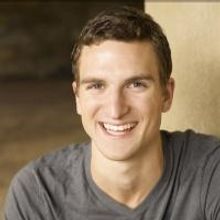 Minnesotan Steven Grant Douglas to Play 'Sam Wheat' in U.S. National Tour of GHOST