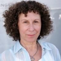 Rhea Perlman Set Stars in STELLA & LOU at Northlight Theatre Tonight