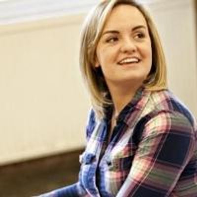 Photo Flash: In Rehearsal with the Cast of the OKLAHOMA! UK Tour