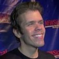 TV: Perez Hilton Makes Off-Broadway Debut in NEWSICAL- Chatting with Perez, Carson… Video