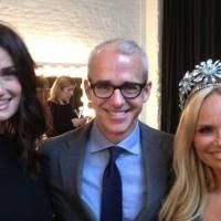 Photo Flash: Sneak Peek - WICKED's Idina Menzel and Kristin Chenoweth Pose for EW's…