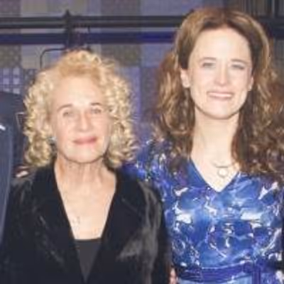 Photo Flash: Inside BEAUTIFUL&#039;s Opening Night in the West End with Carole King, Cynthia Weil, Barry Mann &amp; More!