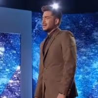 VIDEO: AMERICAN IDOL Guest Judge Adam Lambert Recreates His First Auditions