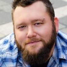 At This Performance: LES MISERABLES' Resident 'Valjean' Cover Aaron Walpole!