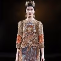 Photo Flash: First Look at Dolce&Gabbana Winter Woman 2014 - TAILORED MOSAIC