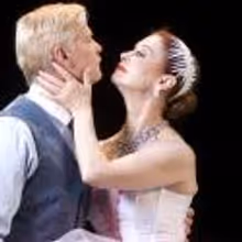 BWW Reviews: TheatreZone Checks Into Sparkling GRAND HOTEL