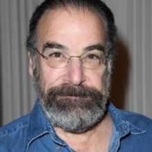 Mandy Patinkin to Voice 'Papa Smurf' in Sony's Animated Reboot