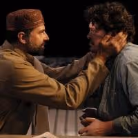 BWW Reviews: THE INVISIBLE HAND at ACT Grabs You & Doesn't Let Go