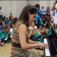 Photo Flash: Andy Karl, Bianca Marroquin and More Teach at R.Evolucion Latina's DARE…