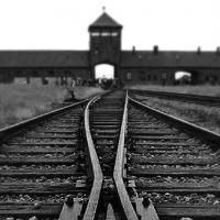 BWW Reviews: Holocaust Drama UNIFORM Plays Capital Fringe