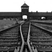 BWW Reviews: Holocaust Drama UNIFORM Plays Capital Fringe