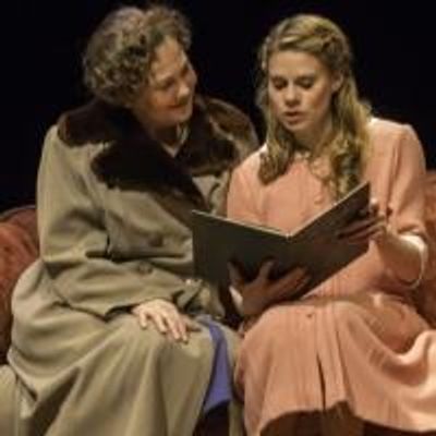 TV: Watch Highlights from THE GLASS MENAGERIE on Broadway- Cherry Jones, Zachary Quinto & More!