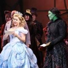 TV: WICKED's Leading Ladies Give Special Curtain Call Speech at 10th Anniversary…