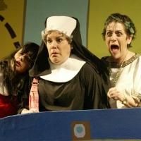 BWW Reviews: MAMA WON'T FLY Showcases Classic Comedic Vaudeville Bits into Modern…