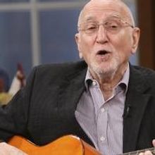 Dominic Chianese Performs 'Beautiful Music' at Patchogue Theatre for the Performing…
