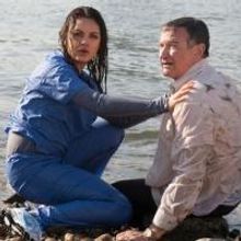 VIDEO: First Look - Robin Williams, Mina Kunis Star in THE ANGRIEST MAN IN BROOKLYN