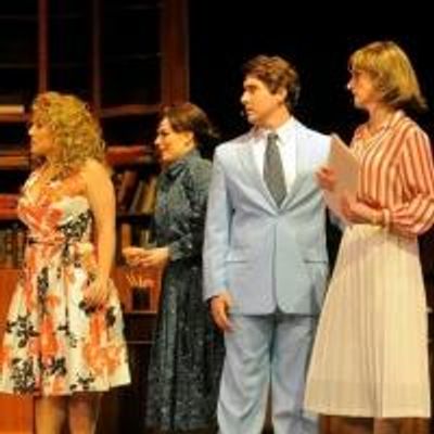 BWW Reviews: Sally Struthers Shines in Riverside's 9 TO 5 THE MUSICAL