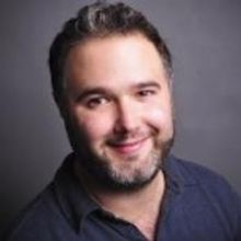 APAC's Artistic Director Tom Wojtunik to Step Down