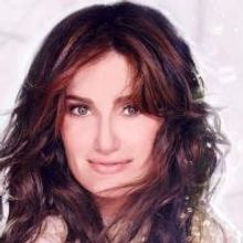 Idina Menzel's HOLIDAY WISHES Album Out Today