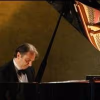Pianist Carlo Grante Makes D.C. Debut Tonight at the Kennedy Center