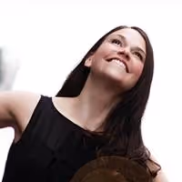 Transcendence Artist Series Features Sutton Foster, Carrie Manolakos & More, Beg…