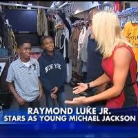 STAGE TUBE: Go Behind the Scenes at MOTOWN THE MUSICAL - Brandon Victor Dixon and…