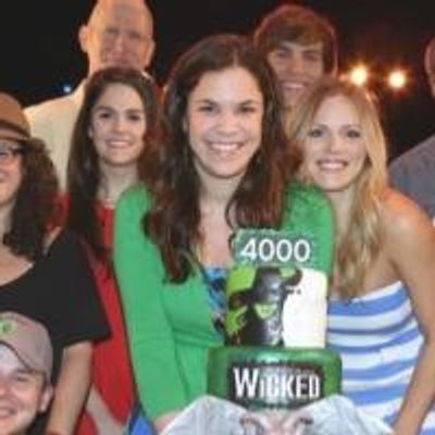 Photo Coverage: Lindsay Mendez, Derek Klena &amp; Cast of WICKED Celebrate 4,000th Performance!