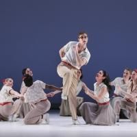 BWW Reviews: The Contained Energy of Paul Taylor