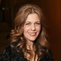 FISH IN THE DARK's Rita Wilson Talks Being Back Onstage, Her Surgery, Moral Support…
