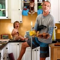 Mark C. Reis' DIAPERS, DISHES AND DREAMS Opens at San Diego Fringe Tonight