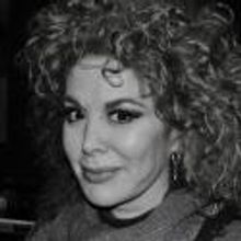 BWW Interviews: 'Fantasmi a Roma' - Simona Patitucci è Regina