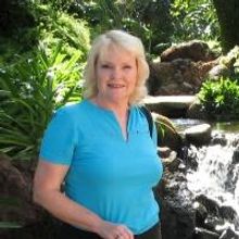 Crosland HILL Announces the Release of THE NIGHT BEFORE CHRISTMAS THE GIFT