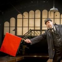 Photo Flash: Sean Hughes Joins THE RAILWAY CHILDREN at King's Cross Tonight