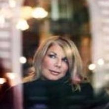 Michelle Schmitt to Perform Holiday Concert at 142 Throckmorton Theatre, 12/4