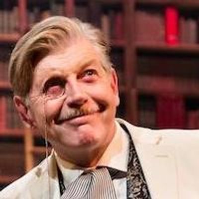 BWW Reviews: TRAVESTIES is Wildly Funny