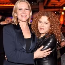 Photo Flash: Bernadette Peters, Danny Burstein and More Visit Rebecca Luker at 54…