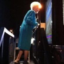 Photo Flash: Saturday Intermission Pics, May 4, Part 2 - Holland Taylor's First SIP…