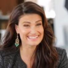 STAGE TUBE: Idina Menzel Talks HOLIDAY WISHES Album, Funniest Moments on Stage &…