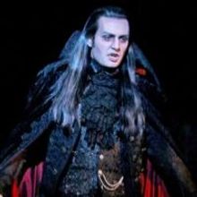BWW Reviews: Drew Sarich begeistert als von Krolock in 'Tanz der Vampire'